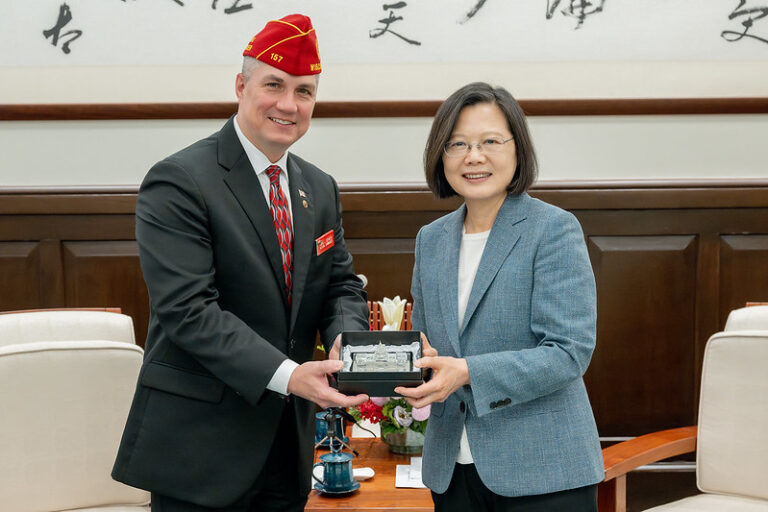 Tsai receives American Legion national commander