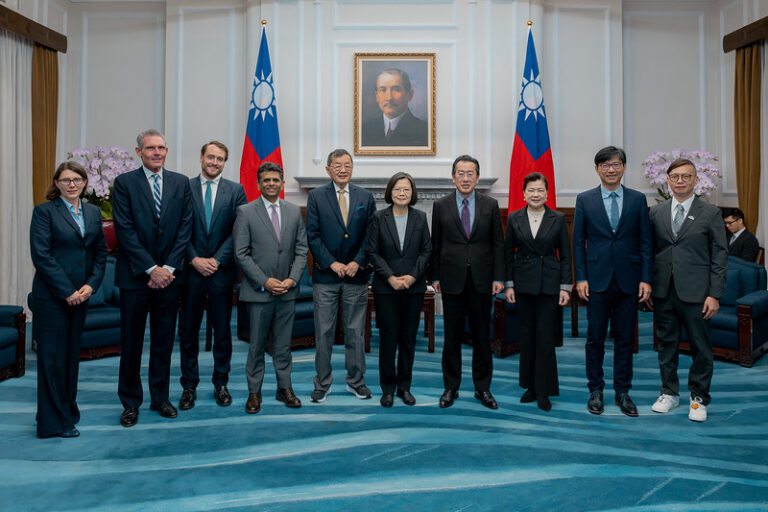 President Tsai receives US biotech company delegation